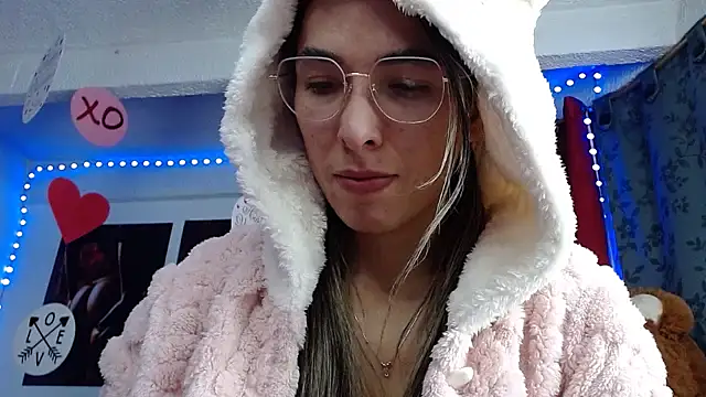 Niky 777 online show from March 2026 04:40:01 AM