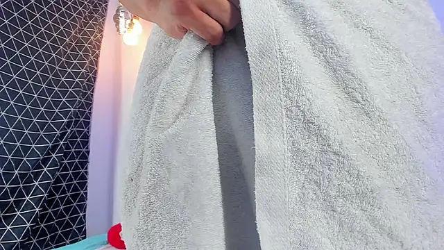 Juan Castano online show from March 2025 07:14:01 AM