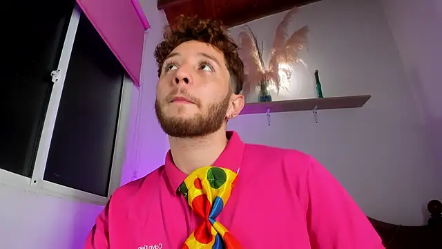 Juan Castano online show from October 2025 09:32:01 AM