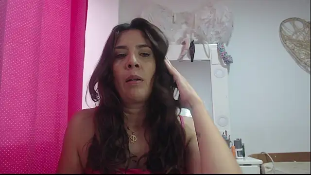 Victoria meester online show from February 2025 02:45:01 PM