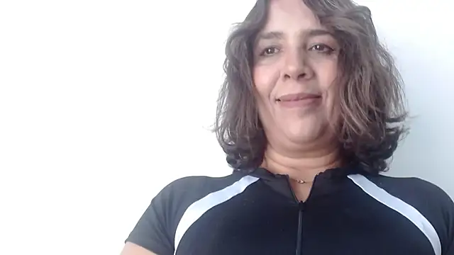 Snapshot of Victoria_meester chatting on April 2026 03:10:02 PM Victoria meester online show from April 2026 03:10:02 PM