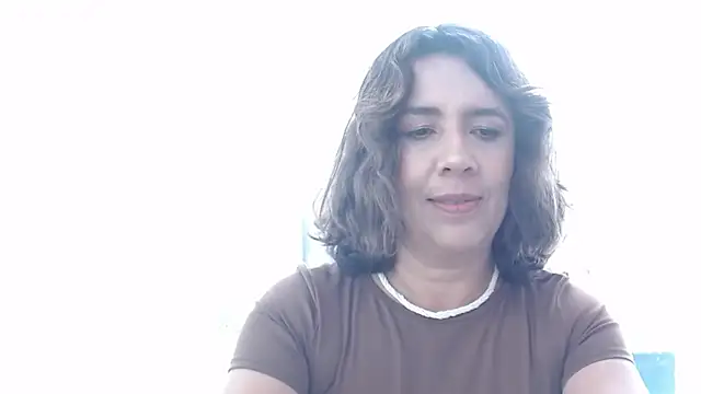 Snapshot of Victoria_meester chatting on May 2026 03:20:02 PM Victoria meester online show from May 2026 03:20:02 PM
