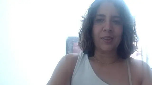 Snapshot of Victoria_meester chatting on May 2026 04:03:02 PM Victoria meester online show from May 2026 04:03:02 PM