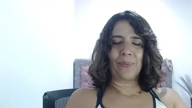 Snapshot of Victoria_meester chatting on June 2026 08:09:02 PM Victoria meester online show from June 2026 08:09:02 PM