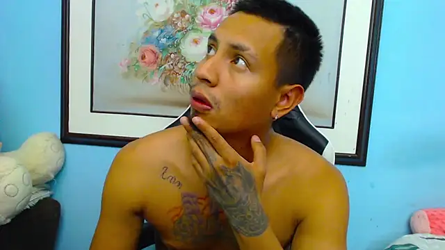 Luciana and Neitan online show from February 2025 09:23:02 PM