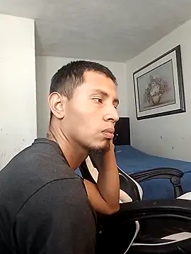 Snapshot of Luciana_and_Neitan chatting on March 2026 09:41:02 PM Luciana and Neitan online show from March 2026 09:41:02 PM