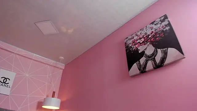 dolly zoe online show from September 2025 09:51:01 PM