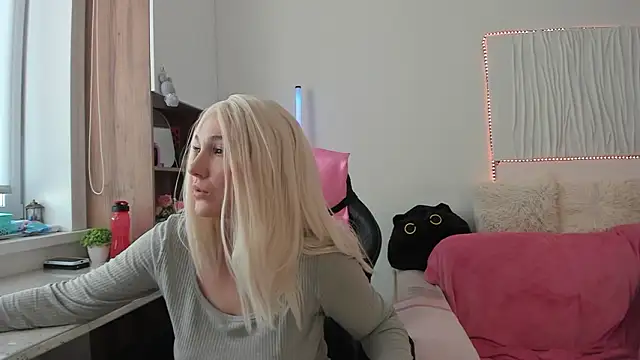 CarolMay online show from February 2026 05:52:01 AM