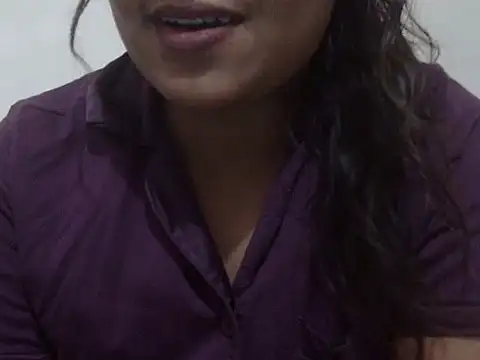 shekira99 online show from March 2026 07:50:01 PM