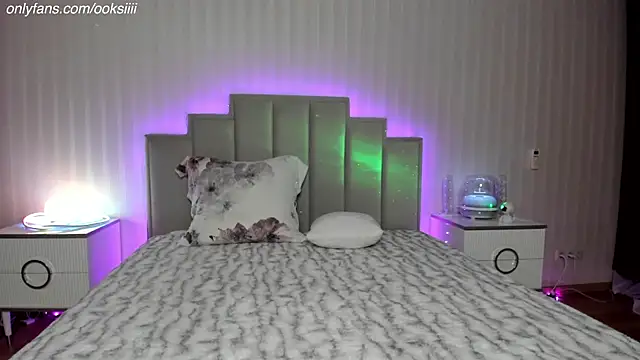 ooksiiii online show from January 2026 07:52:02 PM