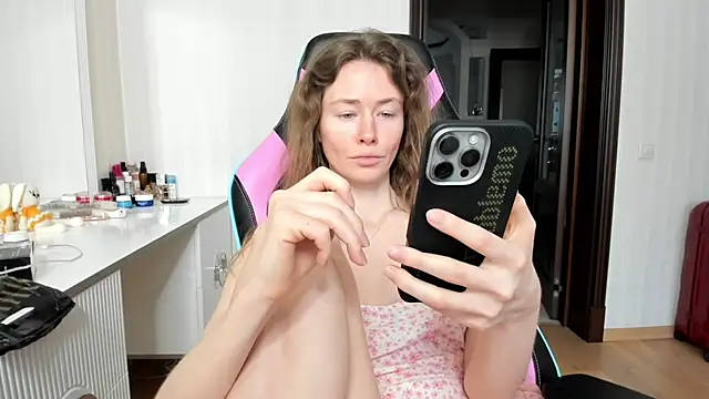 ooksiiii online show from April 2026 11:19:01 AM