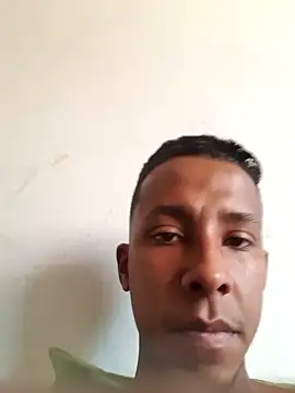 Snapshot of jhonjhon2131 chatting on November 2025 04:58:02 PM jhonjhon2131 online show from November 2025 04:58:02 PM