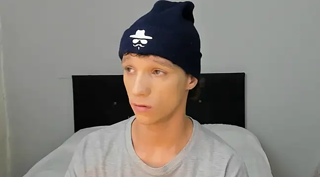 Snapshot of angelcortes chatting on March 2025 10:49:02 AM angelcortes online show from March 2025 10:49:02 AM