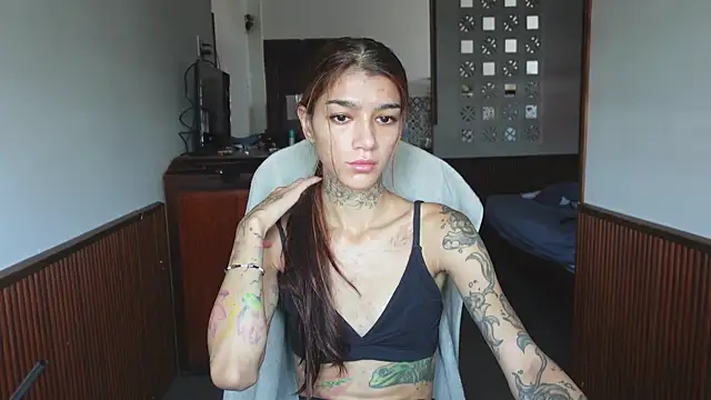 vinkitinkii online show from April 2026 04:33:02 AM