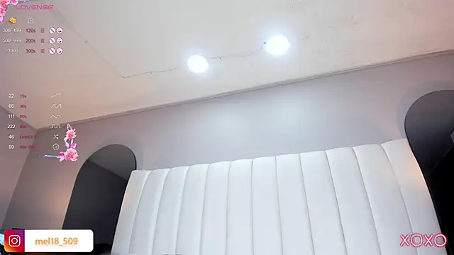 Snapshot of MelanieKlaus chatting on March 2025 07:19:01 AM MelanieKlaus online show from March 2025 07:19:01 AM