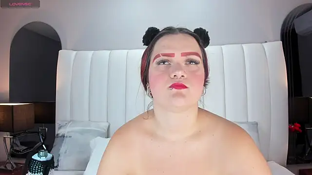 Snapshot of MelanieKlaus chatting on March 2025 04:08:02 AM MelanieKlaus online show from March 2025 04:08:02 AM