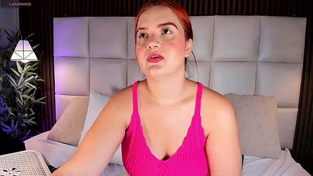 Snapshot of MelanieKlaus chatting on March 2026 12:00:02 PM MelanieKlaus online show from March 2026 12:00:02 PM