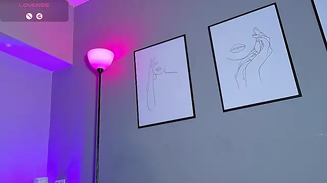 charlotteeruss online show from February 2025 08:58:02 PM