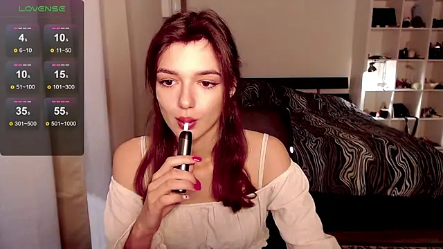 olivia jeas online show from March 2025 07:10:01 PM