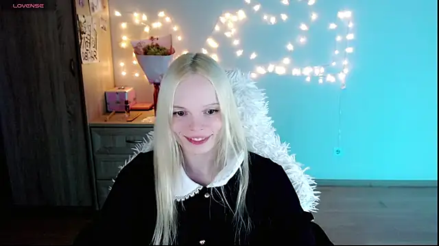 Emily Nyaffee online show from March 2025 11:22:01 PM