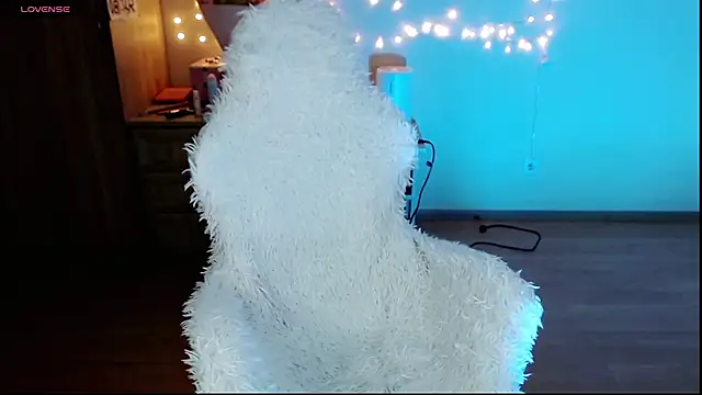 Emily Nyaffee online show from March 2025 10:18:02 PM