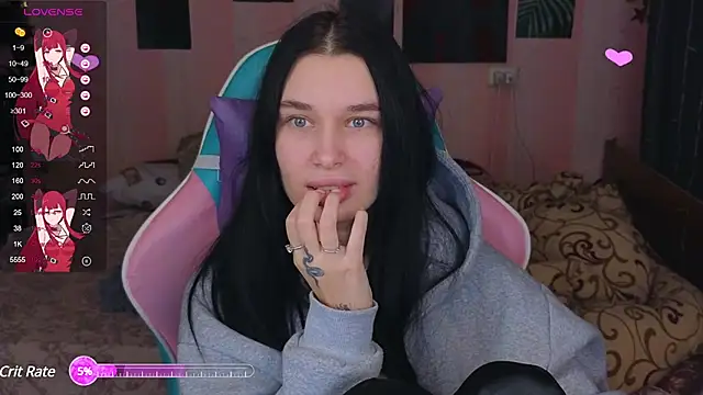 Snapshot of Amanda_Tender chatting on December 2024 09:33:01 PM Amanda Tender online show from December 2024 09:33:01 PM