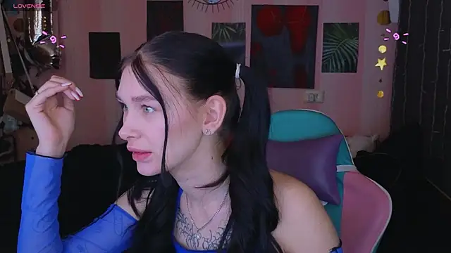 Snapshot of Amanda_Tender chatting on March 2025 08:11:01 PM Amanda Tender online show from March 2025 08:11:01 PM