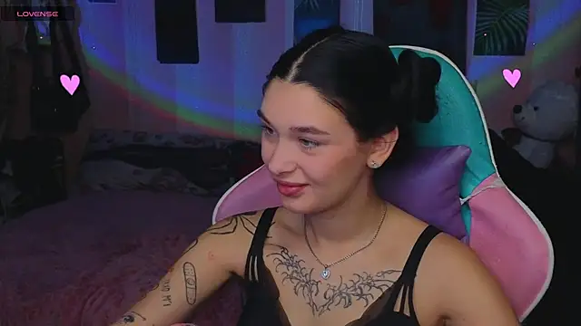 Snapshot of Amanda_Tender chatting on September 2025 12:24:02 AM Amanda Tender online show from September 2025 12:24:02 AM