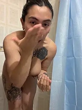 Snapshot of emma_rouse69 chatting on October 2025 02:07:01 PM emma rouse69 online show from October 2025 02:07:01 PM