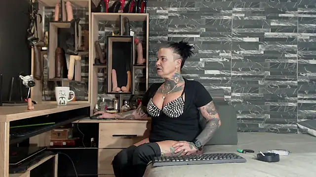 Mistress Miry online show from January 2025 12:41:01 AM