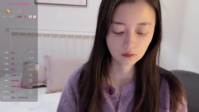 Snapshot of A-xena chatting on March 2025 01:05:02 PM A-xena online show from March 2025 01:05:02 PM