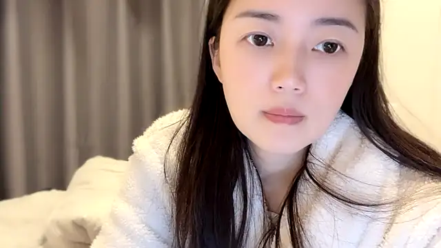 Snapshot of A-xena chatting on March 2025 02:32:01 AM A-xena online show from March 2025 02:32:01 AM