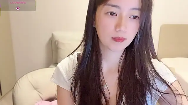 Snapshot of A-xena chatting on September 2025 02:22:02 PM A-xena online show from September 2025 02:22:02 PM