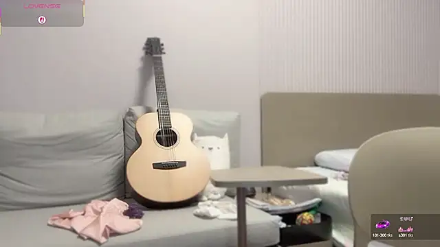 Snapshot of A-xena chatting on October 2025 03:05:02 AM A-xena online show from October 2025 03:05:02 AM