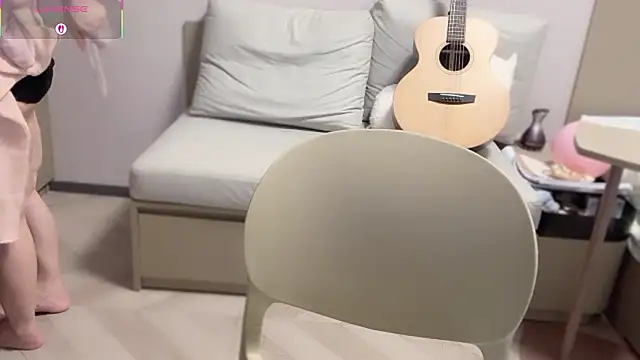 Snapshot of A-xena chatting on October 2025 03:11:01 PM A-xena online show from October 2025 03:11:01 PM