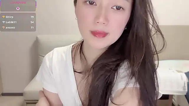 Snapshot of A-xena chatting on October 2025 03:21:02 AM A-xena online show from October 2025 03:21:02 AM