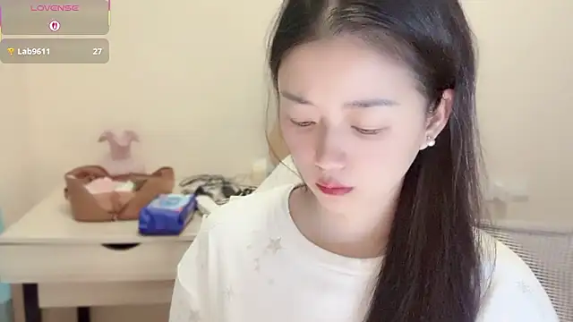 Snapshot of A-xena chatting on November 2025 02:31:02 AM A-xena online show from November 2025 02:31:02 AM