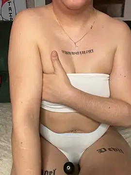 PetiteAngel666 online show from April 2026 05:18:01 PM