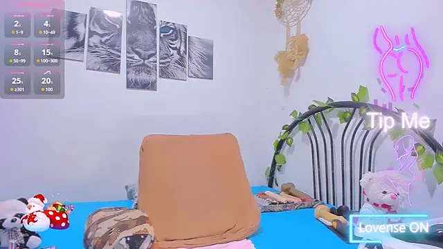 Alhelqueen online show from November 2025 08:02:01 PM