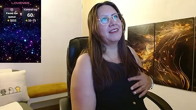 amalia brunette online show from February 2026 01:43:01 AM