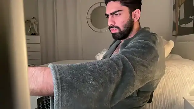 Snapshot of Carlos-195- chatting on November 2025 04:34:02 AM Carlos-195- online show from November 2025 04:34:02 AM