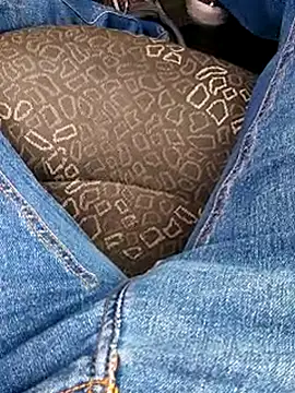 Snapshot of hotman8209 chatting on October 2025 02:32:02 PM hotman8209 online show from October 2025 02:32:02 PM