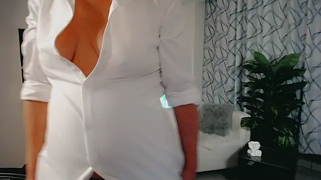 Favorite 0 online show from February 2026 05:09:02 PM