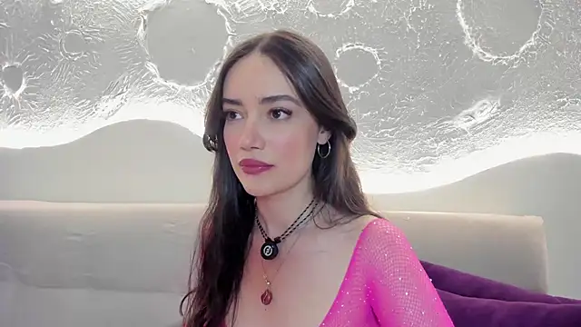 Kate Amaretto  online show from October 2025 09:49:01 PM