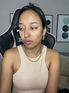 DianaHopson online show from February 2025 10:28:02 AM