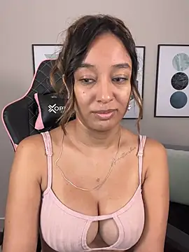 DianaHopson online show from March 2025 01:35:02 PM