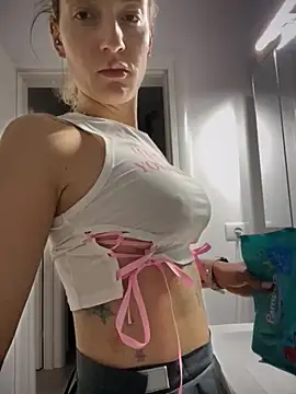 Ella Charm online show from October 2025 03:46:02 PM