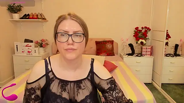 Snapshot of AmandamurX chatting on June 2026 01:28:01 PM AmandamurX online show from June 2026 01:28:01 PM