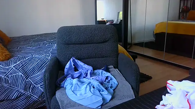 sarametisse26 online show from April 2026 06:46:01 AM