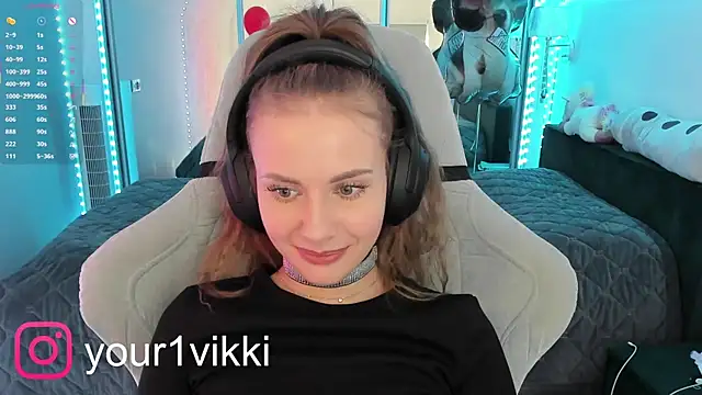 Snapshot of Vikki_Cheese chatting on February 2025 12:09:02 PM Vikki Cheese online show from February 2025 12:09:02 PM